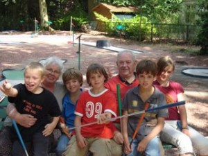 Sabine's parents with their 5 grandchildren